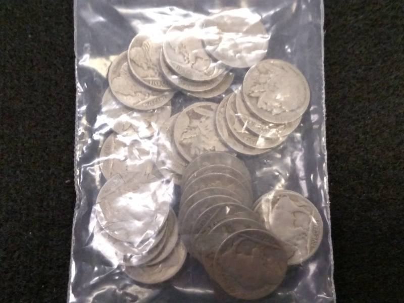 lot 95 image: (30) Buffalo Nickels...