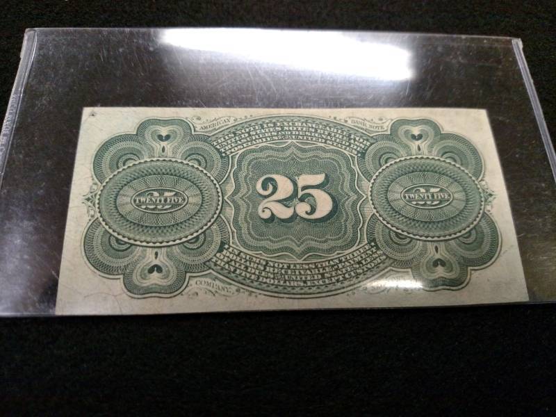 lot 120 image: 25 Cents Fractional Currency Note, ...