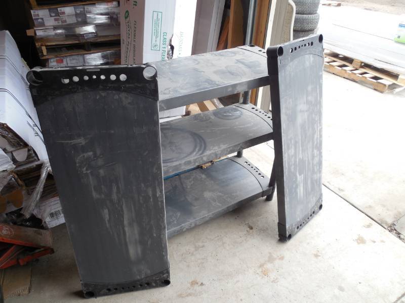 lot 14 image: utility shelf 42 w