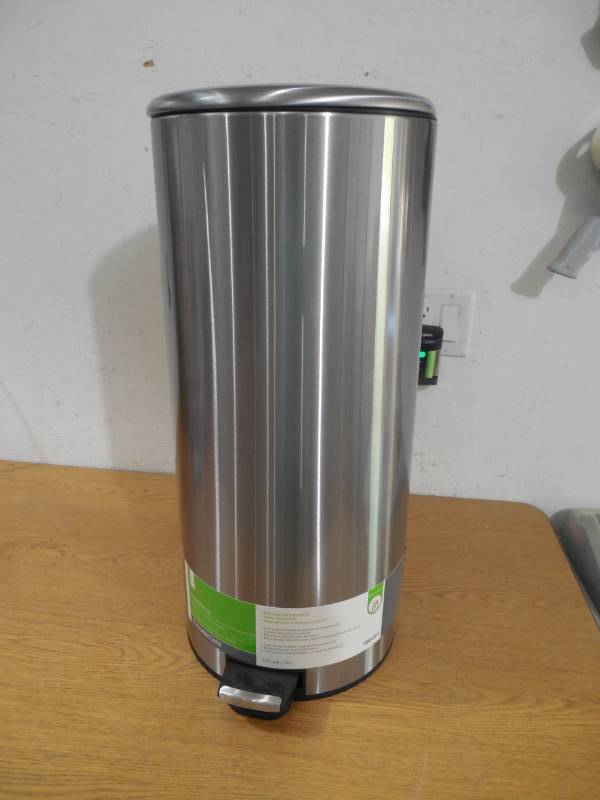 lot 91 image: Style Selections 30 Liters Stainless Steel Commercial Indoor Trash Can Lid(S) Included