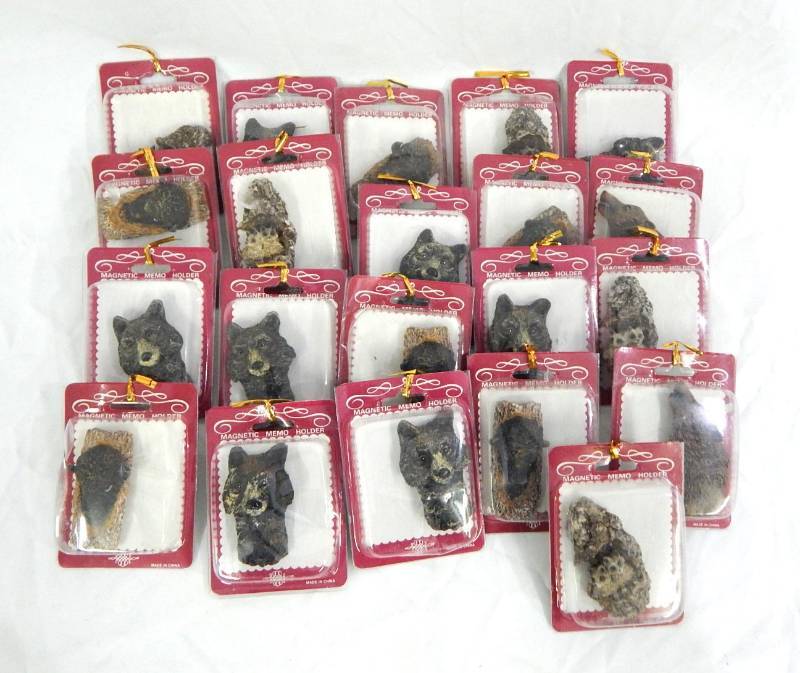Lot of New Vintage Wildlife Magnetic Memo Holders