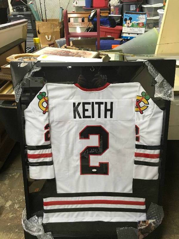 duncan keith autographed jersey