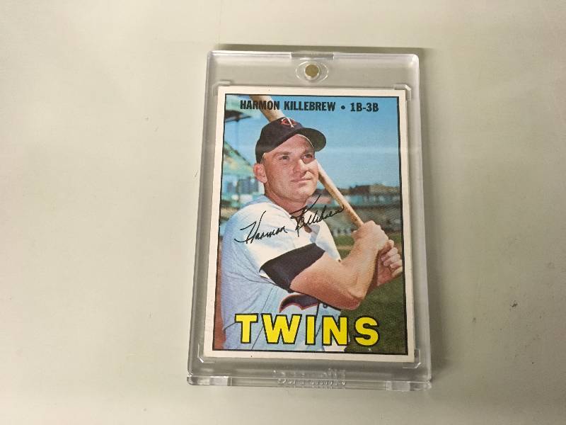lot 133 image: 1967 Harmon Killebrew Card