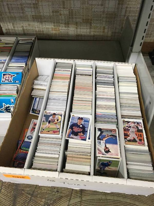 lot 171 image: Misc Minnesota Twins Card Box - Roughly 4000 cards