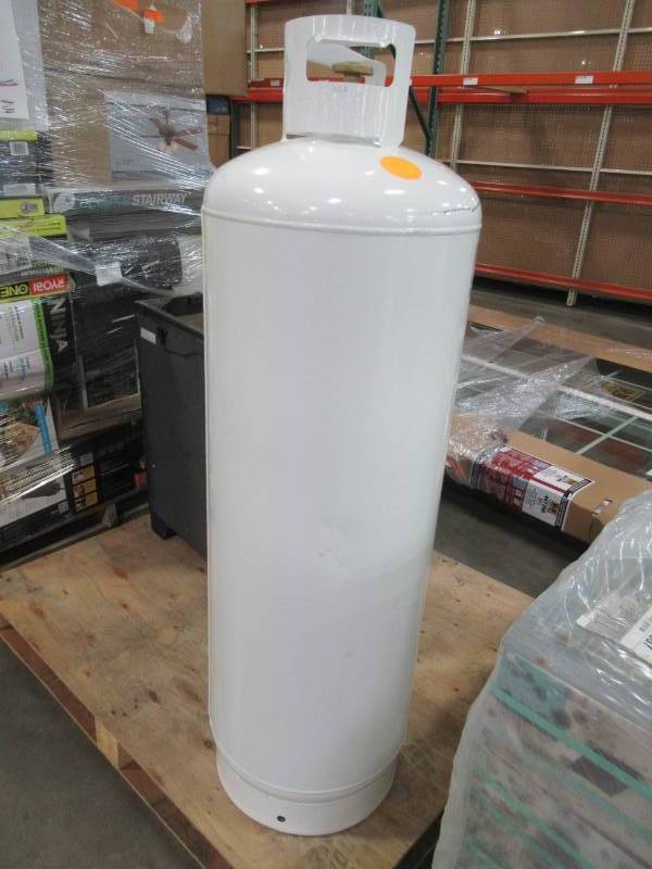 lot 71 image: Flame King 100 lb. Empty Propane Cylinder with POL Valve - Bent Valve Guard. VSN100