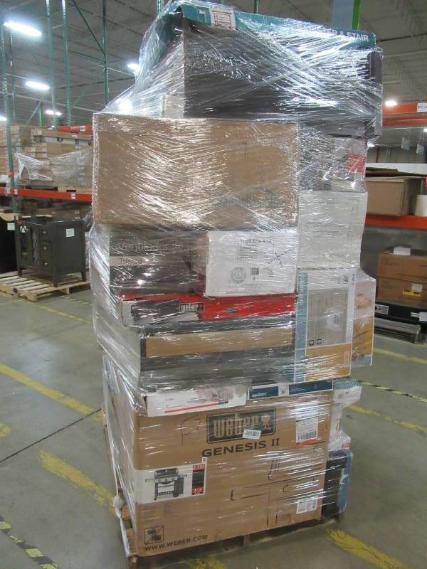 lot 12 image: WHOLESALE MIXED PALLET OF RETURNS - GRILLS, SMALL HOUSEWARES, LIGHTING AND MORE