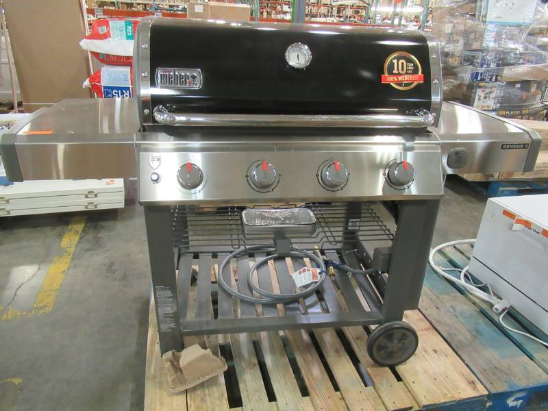 lot 5 image: Weber Genesis II E-410 4-Burner Natural Gas Grill in Black with Built-In Thermometer - Slight Crack in Molding LH Side Table in Back & Missing Caster
