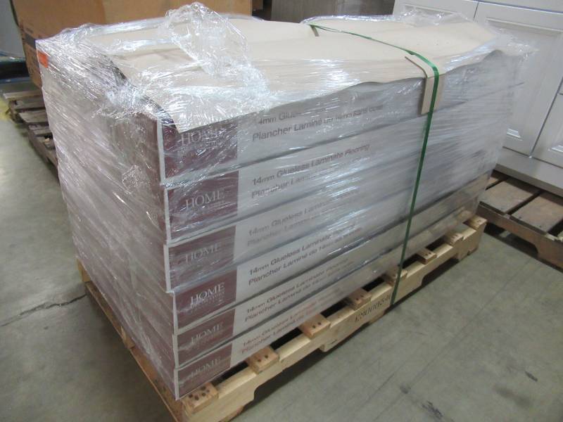 lot 112 image: Home Decorators Collection 14mm Vintage Oak Glueless Laminate Flooring - 7 pieces per case (11.46 sq ft.case) - 23 Cases, UL000188