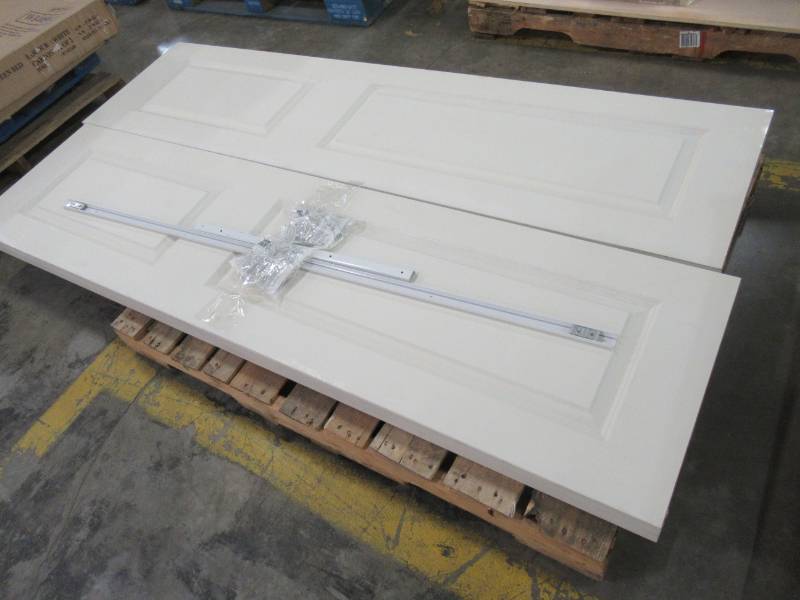 lot 96 image: 2 Jen-wen 39 in. x 77 14 in. Santa Fe White Painted Smooth Molded Composite MDF Closet Bi-fold Doors