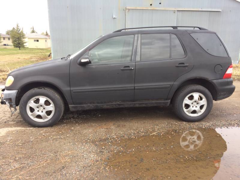 2003 Mercedes-Benz ML320 SUV