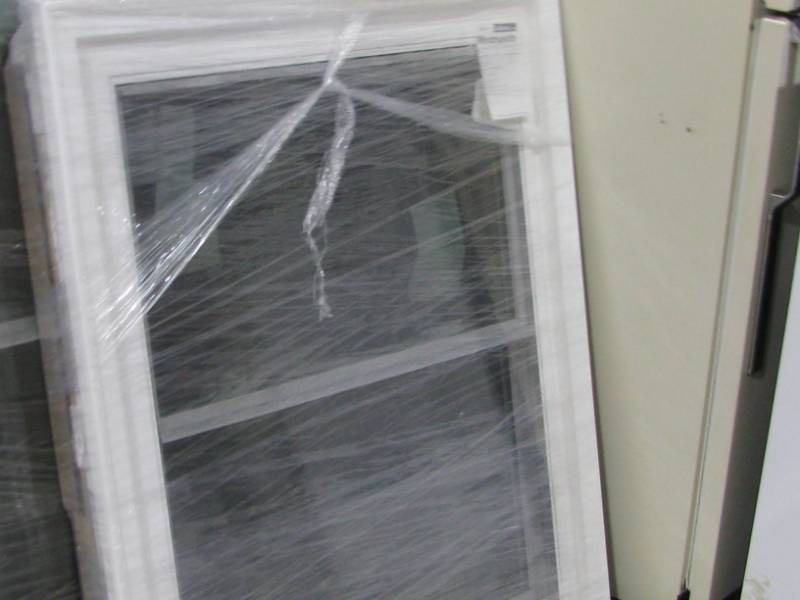 lot 15 image: Window