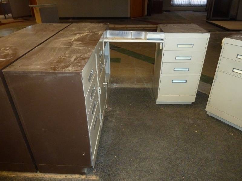 lot 20 image: Steel Counter Cabinets Center
