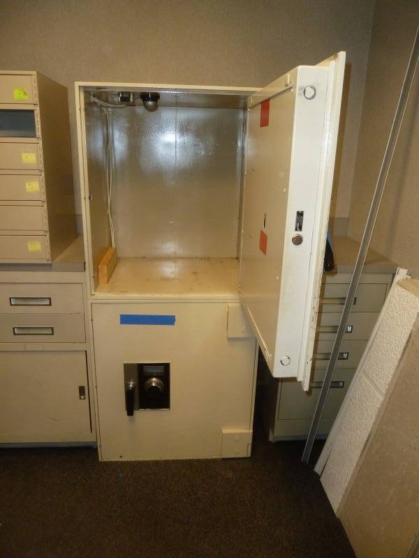 lot 23 image: Diebolt Safe Stacked