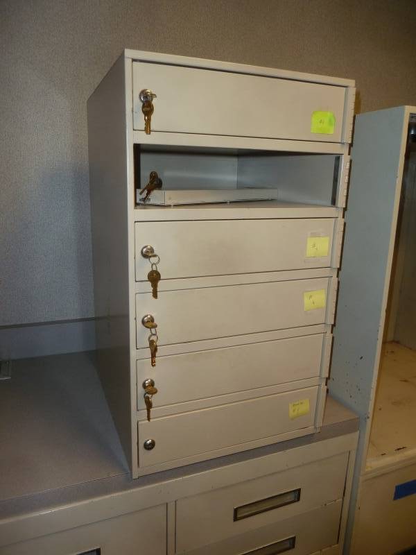 lot 24 image: Steel Safe Insert