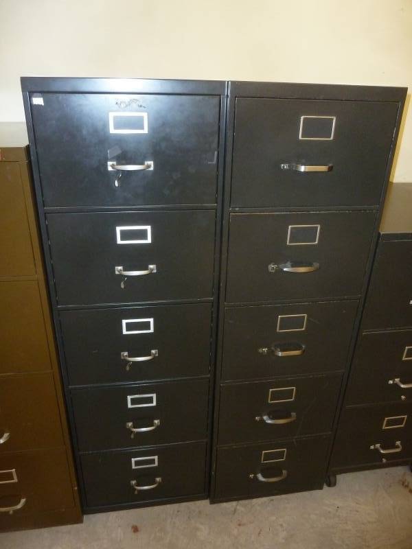 lot 38 image: Steel File Cabinets  4 Drawer