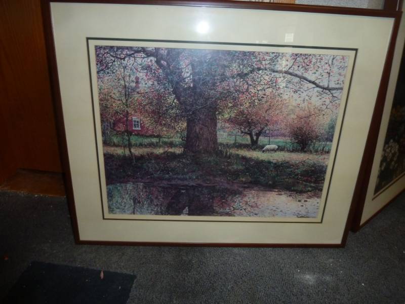 lot 45 image: Pictures Barn & Tree Scene