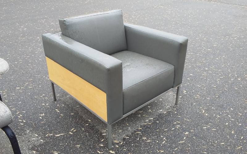 lot 10 image: Side Chair With Metal Frame & Wood Sides. GreyGreen Leather Look