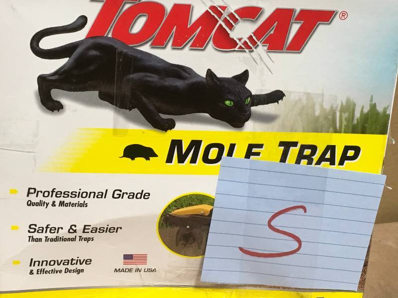 lot 5 image: Tomcat Mole Trap  in good working condition