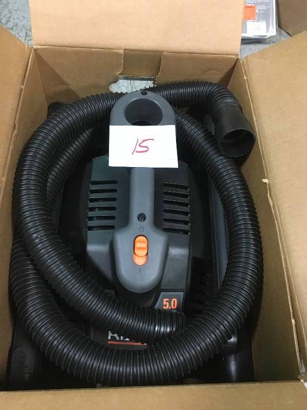 lot 15 image: RIDGID 4 Gal. 5.0-Peak HP Portable WetDry Vacuum USED  in good working condition