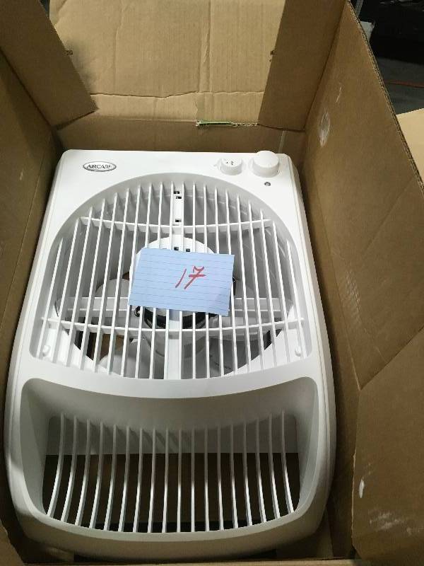 lot 17 image: AIRCARE 6-Gal. Evaporative Humidifier for 2,300 sq. ft.  in good working condition