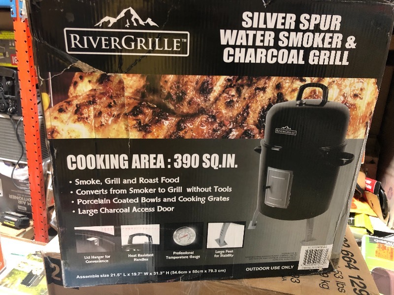 lot 110 image: RiverGrille SC2032408-RG Silver Spur Water Smoker in good conditions
