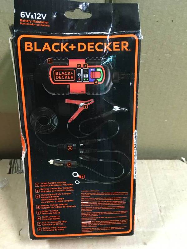 lot 9 image: BLACKDECKER 120-Volt Battery Maintainer in working condition
