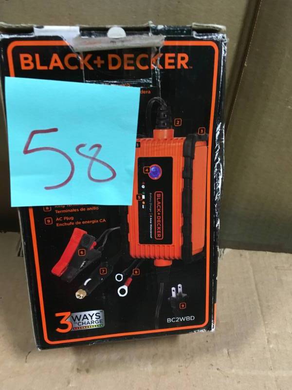 lot 58 image: BLACKDECKER 2 Amp Waterproof Battery Maintainer in working condition
