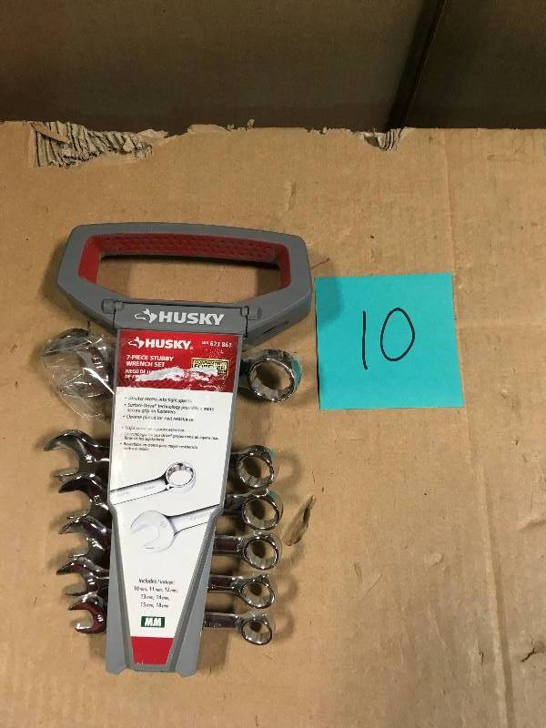 lot 10 image: Husky Metric Stubby Wrench Set (7-Piece) MISSING ONE PC