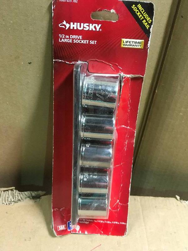 lot 25 image: Husky 12 in. Drive SAE X-Large Socket Set (5-Piece)  in good condition