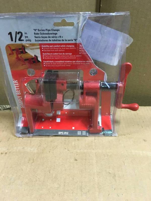 lot 69 image: BESSEY H-Style Pipe Clamp Fixture Set for 12 in. Black Pipe  in good condition