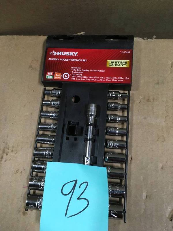 lot 93 image: Husky 14 in. Drive Ratchet SAEMetric Standard Socket Set (20-Piece) MISSING 1 PC