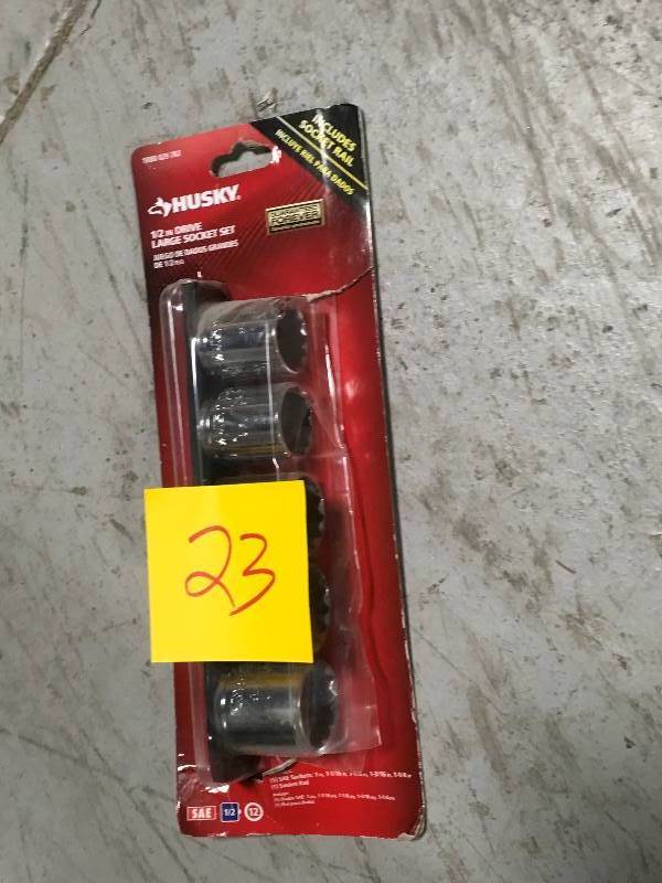 lot 23 image: Husky 12 in. Drive SAE X-Large Socket Set (5-Piece) in good condition