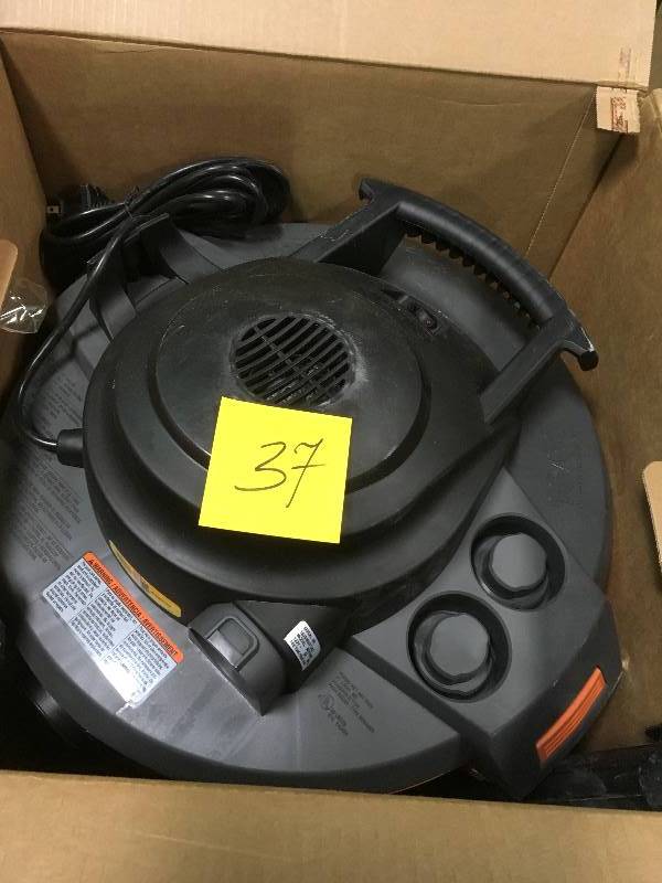 lot 37 image: RIDGID 16 Gal. 5.0-Peak HP WetDry Vac in good condition