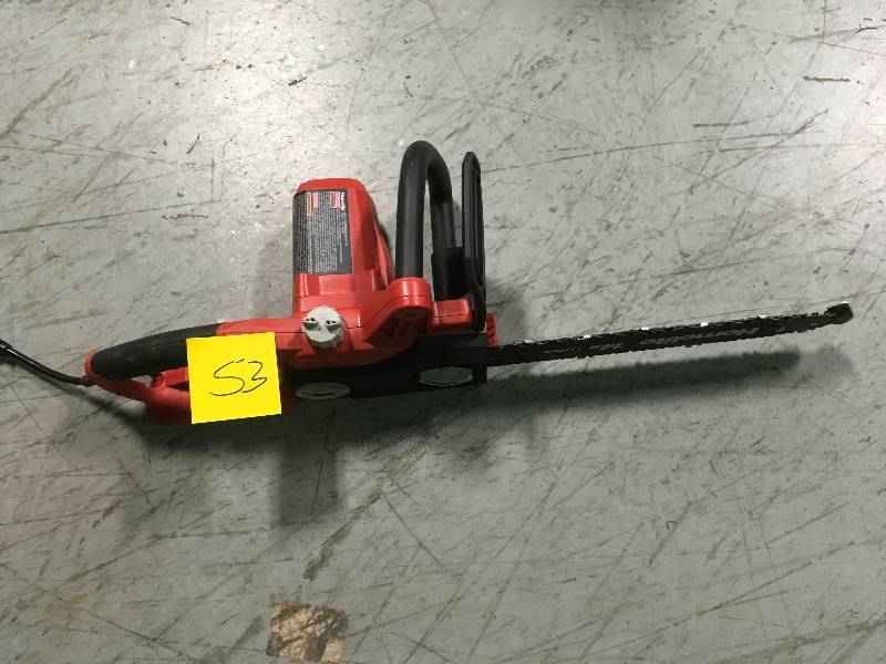 lot 53 image: Homelite 16 in. 12 Amp Electric Chainsaw in good condition
