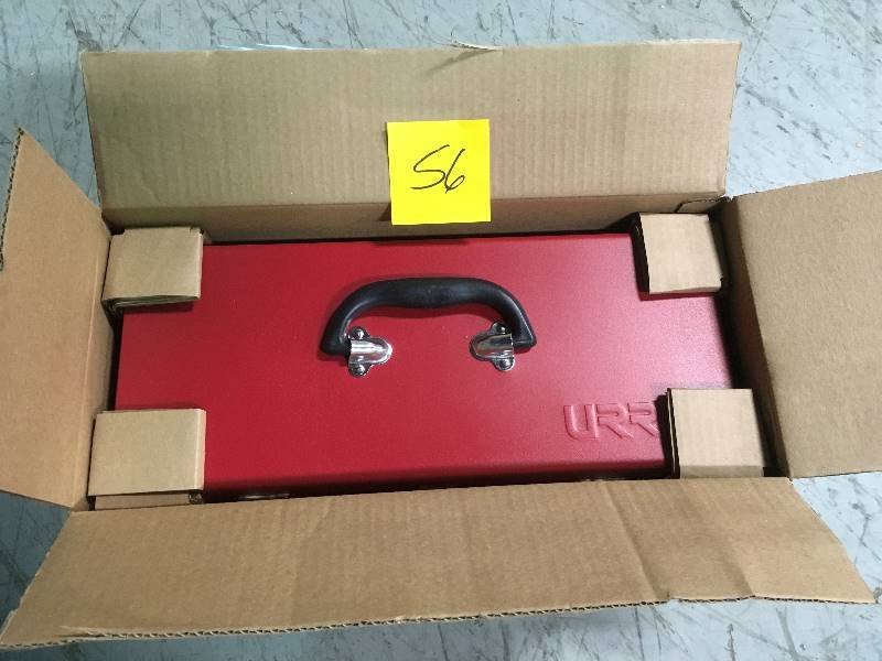 lot 56 image: URREA Heavy Duty Metal Tool Box - 17 in. X 7 12 in. X 7 in. not used