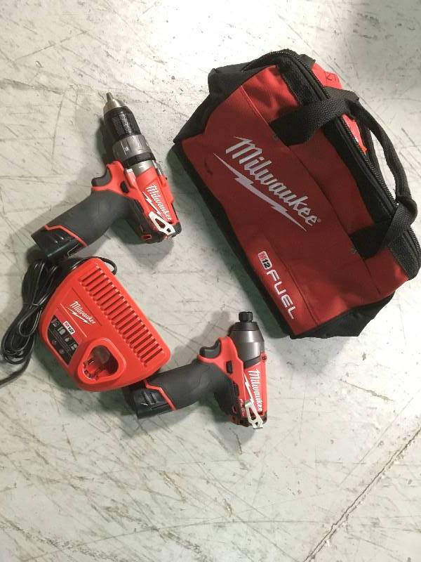 lot 70 image: Milwaukee M12 12-Volt Lithium-Ion Cordless Drill DriverImpact Driver Combo Kit (2-Tool) in good condition