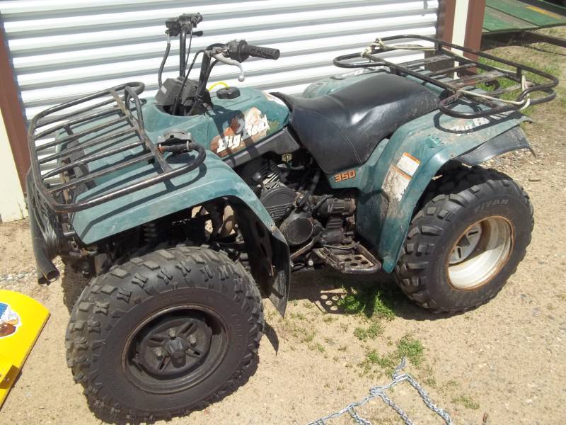 lot 5 image: Yamaha ATV