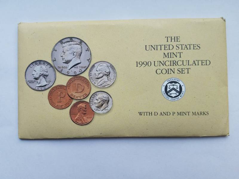 lot 54 image: The United States Mint 1992 Uncirculated Coin Set with mint marks D & P