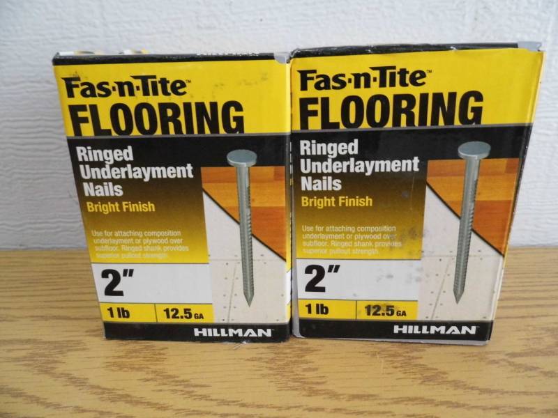lot 7 image: Lot of 4 Fas-N-TiteFlorring  Nails