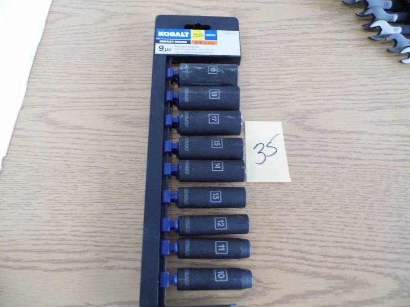 lot 35 image: Kobalt 9 pc Impact Grade Socket Set