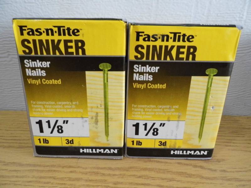 lot 42 image: Lot of 4 Fas-N-Tite Sinker Nails