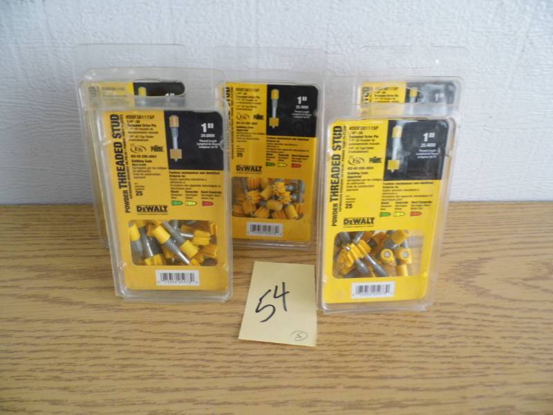 lot 54 image: Lot of 5 DeWalt Powder Threaded Studs