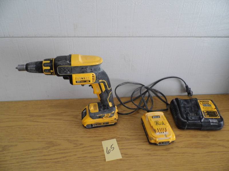 lot 65 image: DeWalt Drill