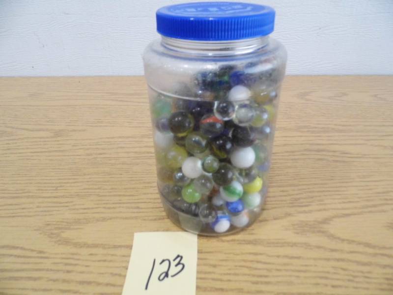 lot 123 image: Jar of Marbles
