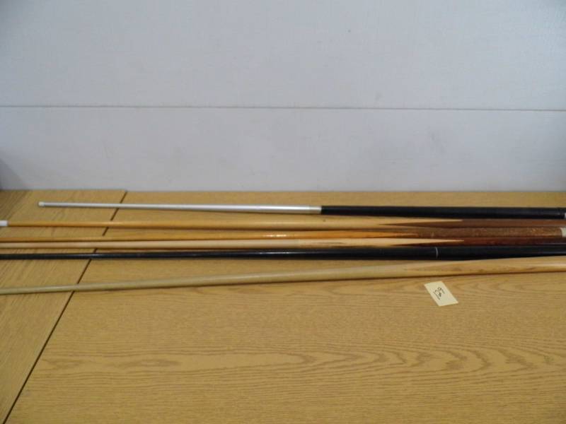 lot 129 image: Lot of 6 Pool Cues