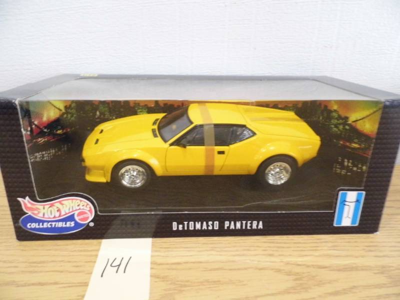 lot 141 image: Hot Wheel Diecast Cars