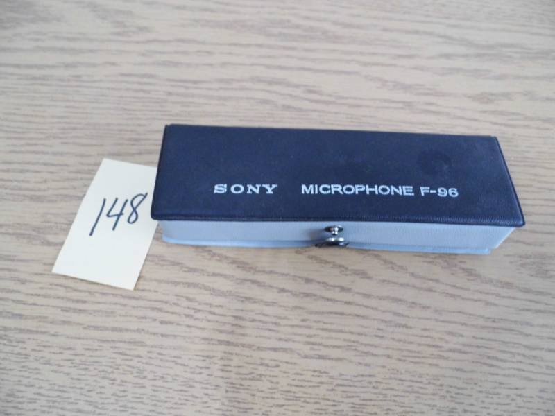 lot 148 image: Sony Microphone