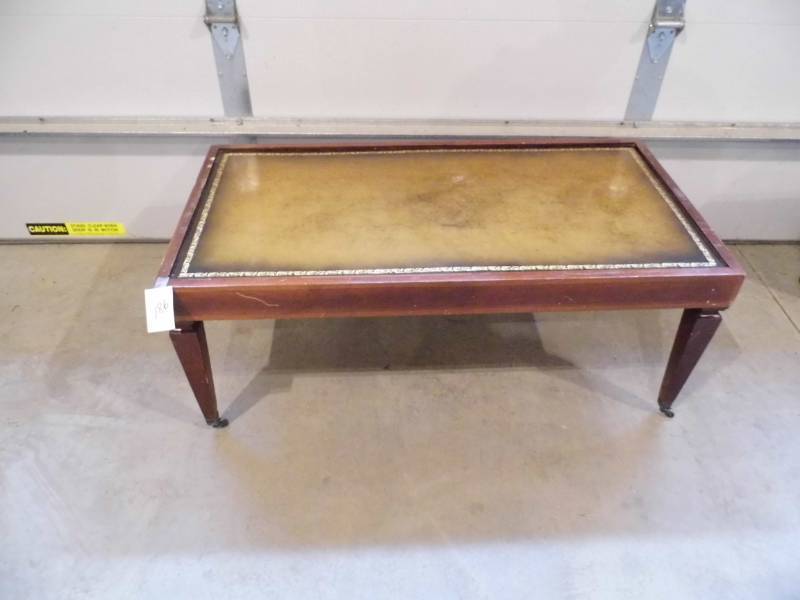 lot 186 image: Coffee Table