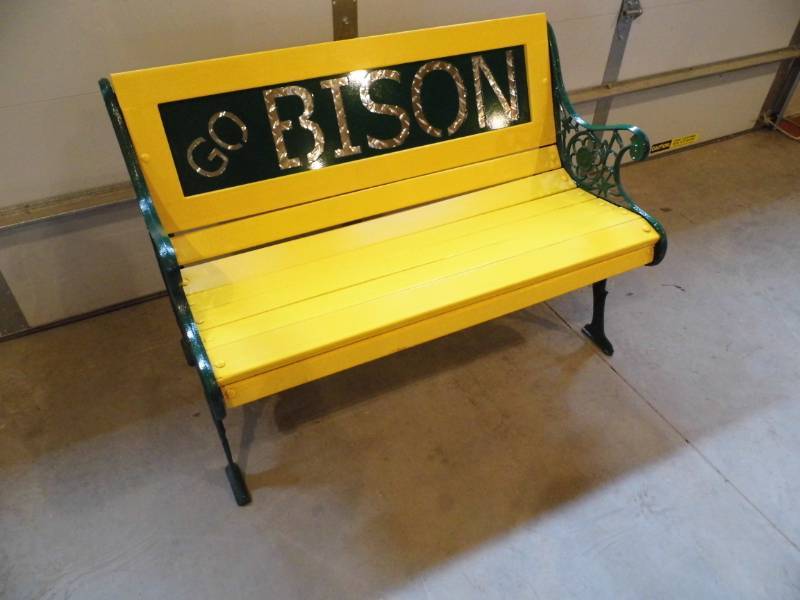 lot 198 image: Go BISON Bench