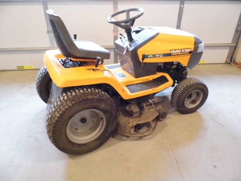 lot 199 image: Yardking Riding Mower